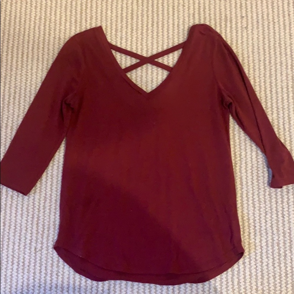 AE Maroon Cross-Back V-Neck 3/4 Sleeve Shirt